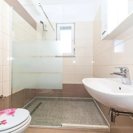Lovely In With House Sea View Apartment Trogir